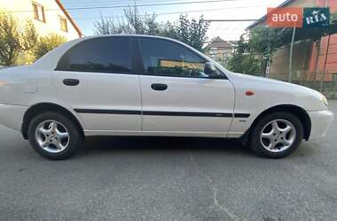 Седан Daewoo Lanos 2004 в Ужгороде