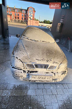 Седан Daewoo Lanos 2004 в 