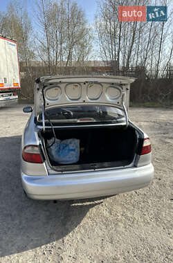 Седан Daewoo Lanos 2008 в Ровно