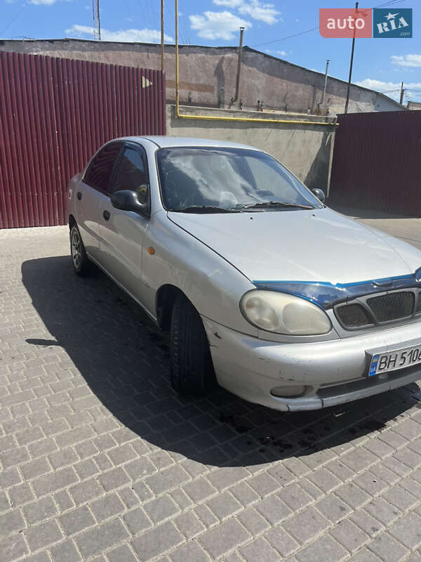 Седан Daewoo Lanos 2002 в Одессе