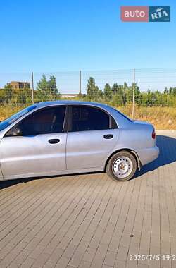 Седан Daewoo Lanos 2004 в 