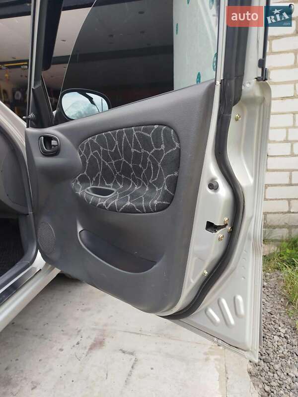 Седан Daewoo Lanos 2004 в Павлограде фото 7 Седан Daewoo Lanos 2004 в Павлограде