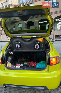 Хэтчбек Daewoo Lanos 2001 в 