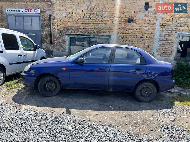 Седан Daewoo Lanos 2007 в Ровно