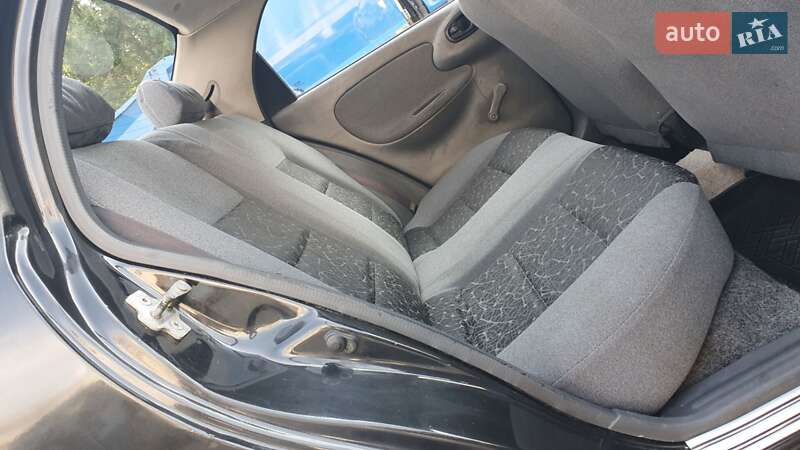Седан Daewoo Lanos 2008 в Києві
