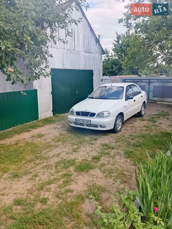 Седан Daewoo Lanos 2005 в Коростышеве