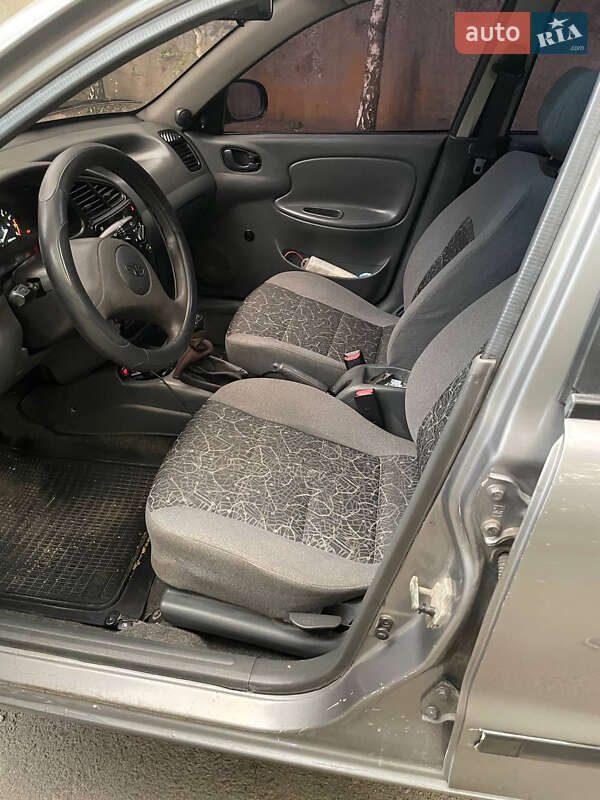 Седан Daewoo Lanos 2008 в Днепре