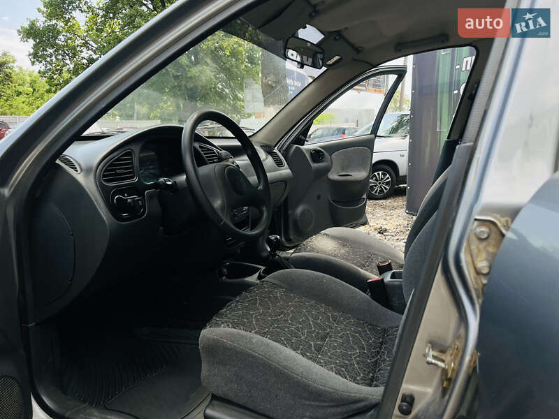 Седан Daewoo Lanos 2008 в Харкові