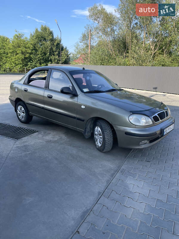 Седан Daewoo Lanos 2004 в Иршаве