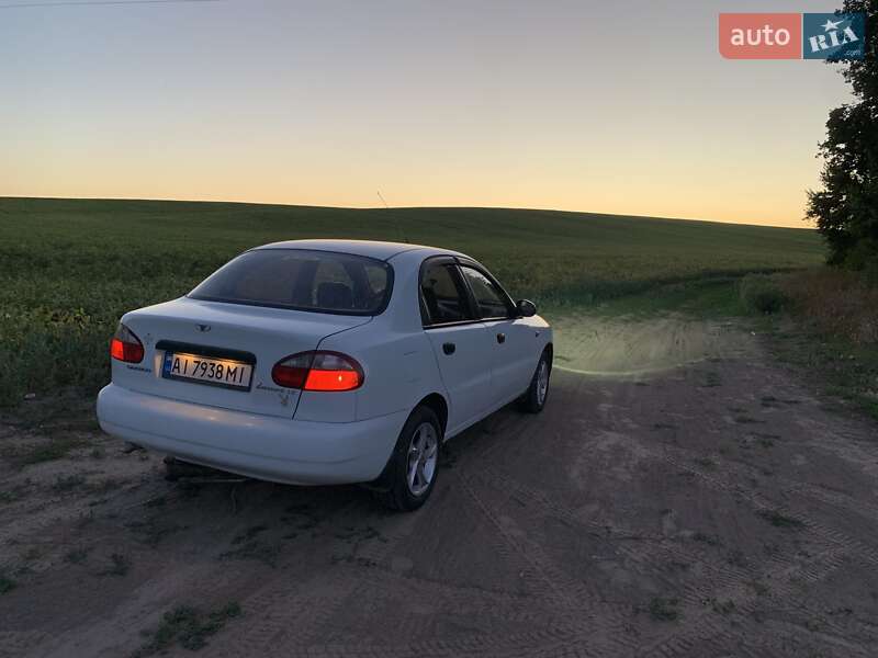 Седан Daewoo Lanos 2003 в Боярці