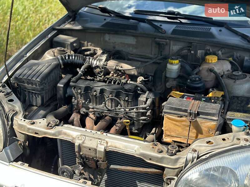 Седан Daewoo Lanos 2005 в Боярке