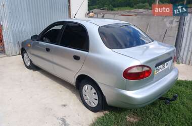Седан Daewoo Lanos 2006 в Монастириській