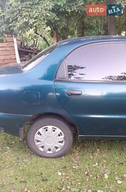 Седан Daewoo Lanos 2004 в 