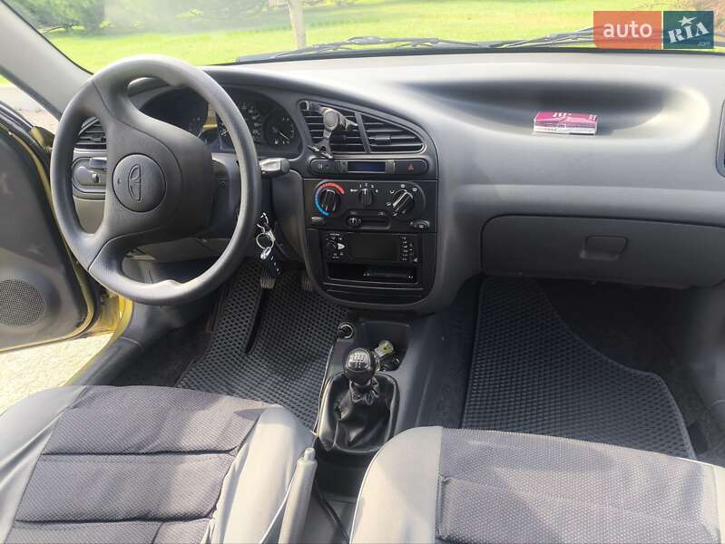 Седан Daewoo Lanos 2008 в Новомосковську