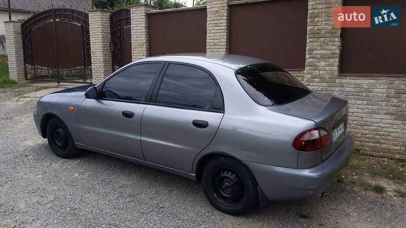 Седан Daewoo Lanos 2008 в Ужгороде