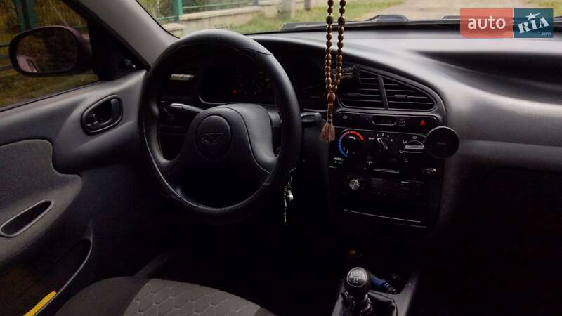 Седан Daewoo Lanos 2008 в Ужгороді