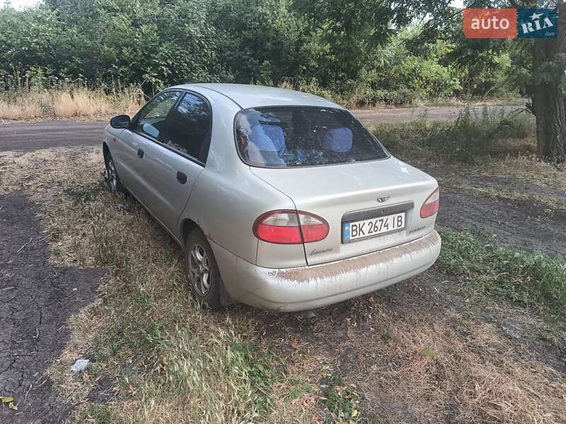 Седан Daewoo Lanos 2003 в Покровском
