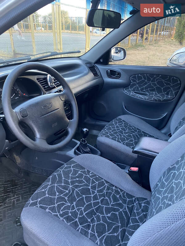 Седан Daewoo Lanos 2003 в Києві