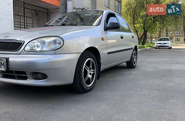 Седан Daewoo Lanos 2008 в 