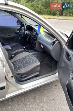Седан Daewoo Lanos 2003 в 