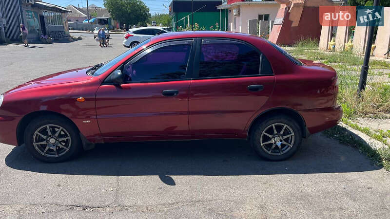 Седан Daewoo Lanos 2004 в Николаеве