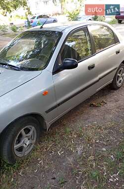Седан Daewoo Lanos 2005 в Павлограді