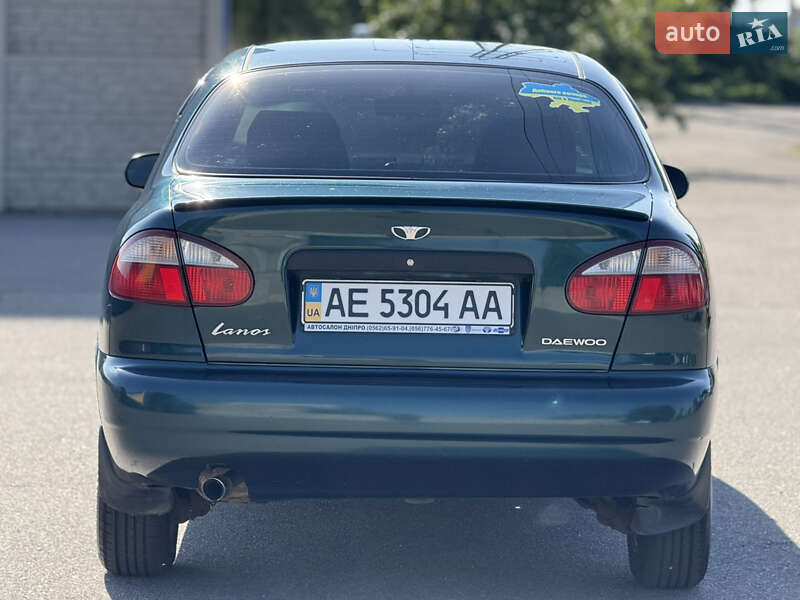 Седан Daewoo Lanos 2004 в Днепре
