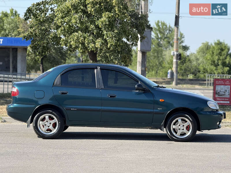 Седан Daewoo Lanos 2004 в Днепре