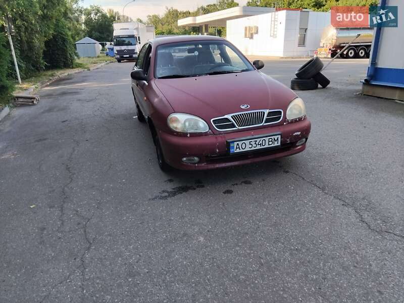 Седан Daewoo Lanos 2005 в Ужгороді