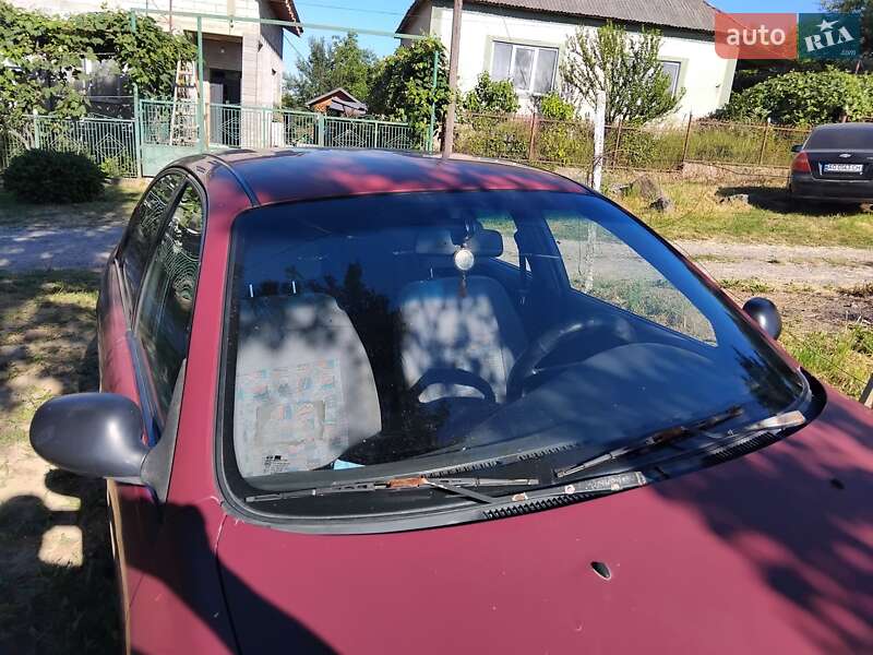 Седан Daewoo Lanos 2005 в Ужгороді