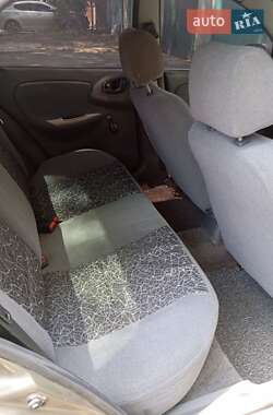 Седан Daewoo Lanos 2005 в 