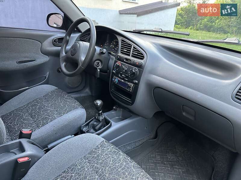 Седан Daewoo Lanos 2006 в Змиеве