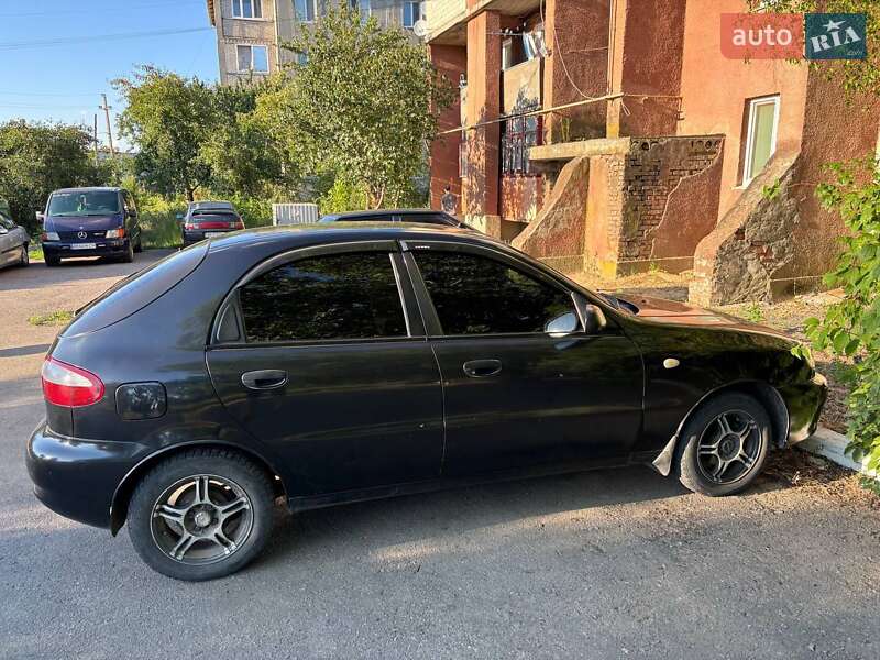 Хетчбек Daewoo Lanos 2011 в Тульчині