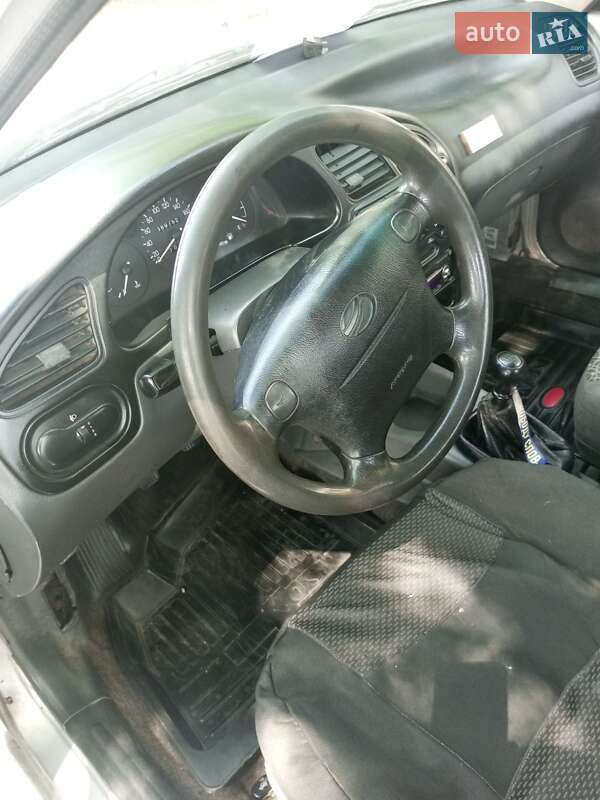 Седан Daewoo Lanos 2006 в Ватутино
