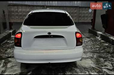 Седан Daewoo Lanos 2012 в 