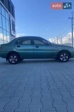 Седан Daewoo Lanos 2009 в 