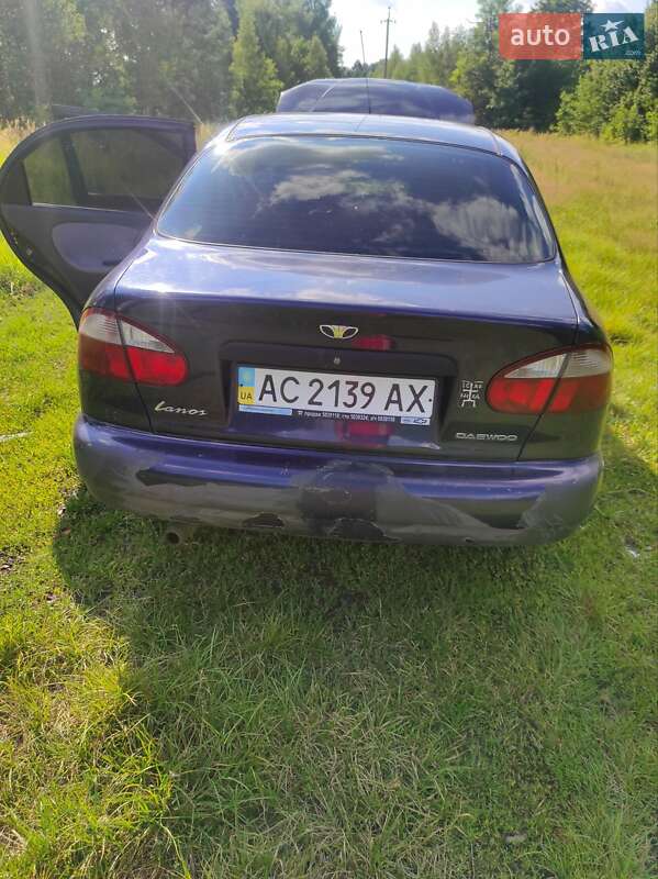Седан Daewoo Lanos 2004 в Любешове