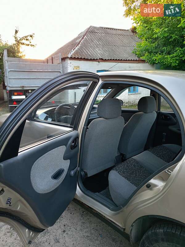 Седан Daewoo Lanos 2008 в Ильинцах