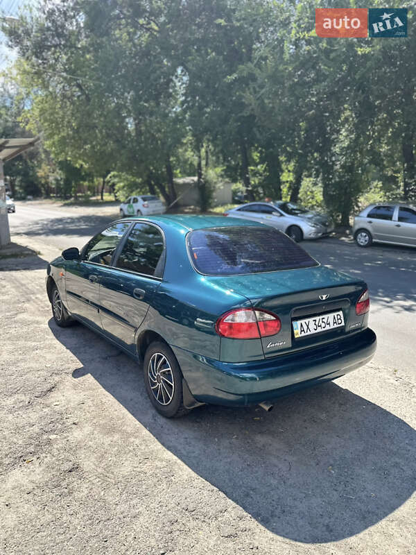 Седан Daewoo Lanos 2004 в Днепре