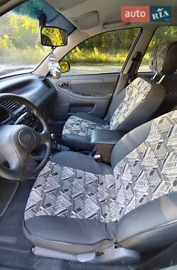 Седан Daewoo Lanos 2012 в 