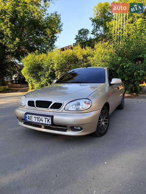 Daewoo Lanos 2012