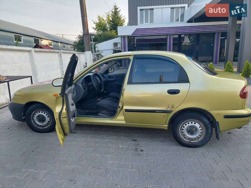 Седан Daewoo Lanos 2007 в Чернівцях