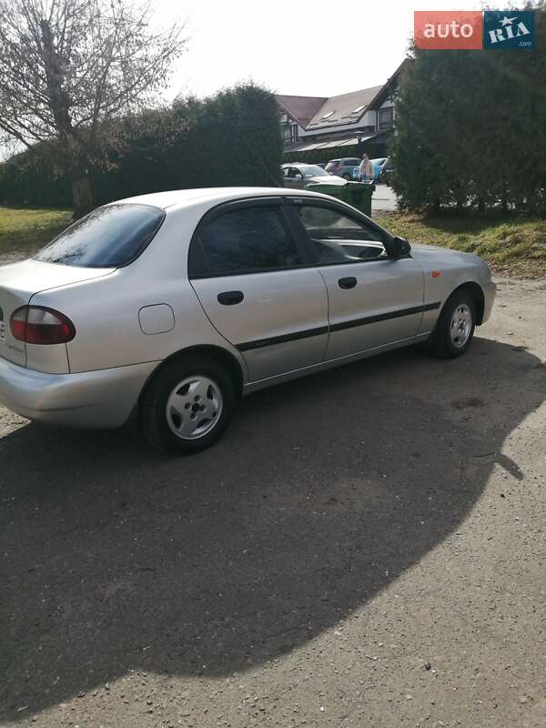 Седан Daewoo Lanos 2006 в Львове