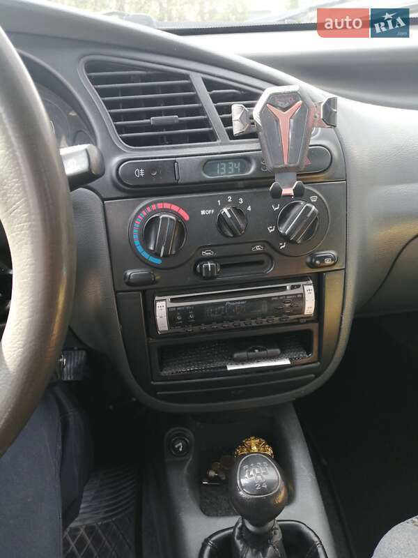 Седан Daewoo Lanos 2006 в Львове