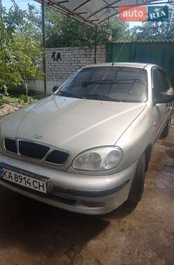 Седан Daewoo Lanos 2002 в Дніпрі