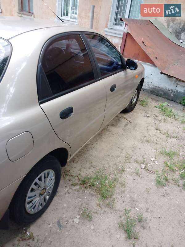 Седан Daewoo Lanos 2008 в Киеве фото 3 Седан Daewoo Lanos 2008 в Киеве