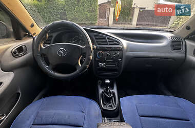 Седан Daewoo Lanos 2004 в 
