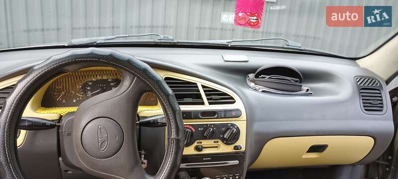 Седан Daewoo Lanos 2004 в Николаеве