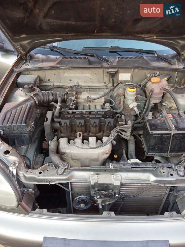Седан Daewoo Lanos 2004 в 