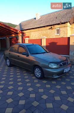 Седан Daewoo Lanos 2004 в 